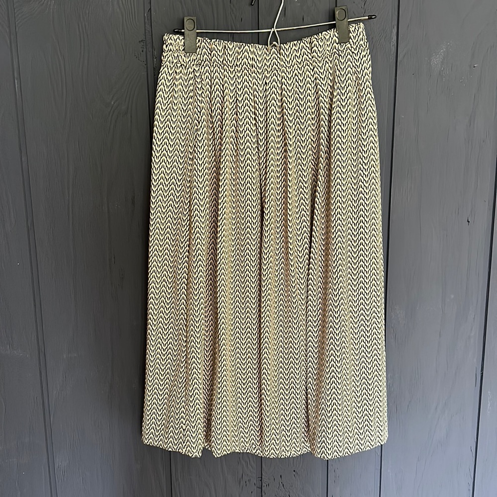 H&M MIDI Skirt
